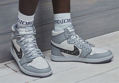 where will the dior jordan 1 release|Dior jordan 1 shoes.